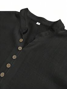 Camisa de hombre de manga corta tipo henley, cuello en V profundo de verano, de algodón y lino transpirable de unicolor en estilo retro, versátil para uso casual, vacaciones y uso diario - Negro - Ver 7