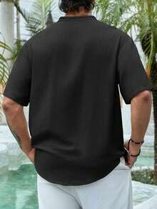 Camisa de hombre de manga corta tipo henley, cuello en V profundo de verano, de algodón y lino transpirable de unicolor en estilo retro, versátil para uso casual, vacaciones y uso diario - Negro - Ver 4