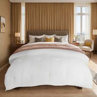 The Pure White Quilt Has A Core, Dotted Stitching, And Is Made Of Pure Polyester Fabric, Which Is Easy To Clean, Soft, Fluffy, And Warm. Suitable As A New Year's Gift For Family Members, Can Be Used In Hotels, Bedrooms, And Double Beds