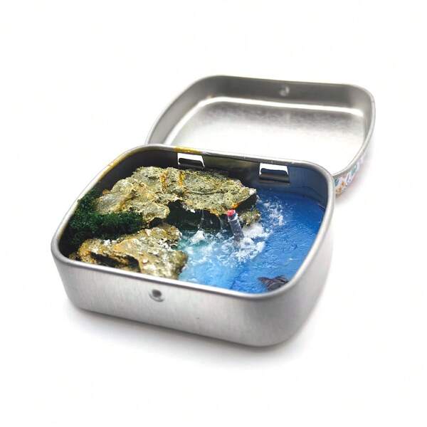 1PC Handmade Shallow Bay Miniature Landscape Model Tin Box Figure Souvenir Ornament Creative Gifts