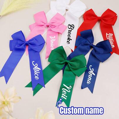 LICVIC 1/2 Pinza de pelo con nombre personalizado, pinza de cocodrilo con lazo y nombre personalizado para niñas, pinza de pelo de satén blanco y rojo, pasador de pelo simple y elegante, lazo, lazo de animadora, accesorio de pelo para niñas, accesorio de pelo para bodas, colores brillantes para primavera y verano, joyería roja