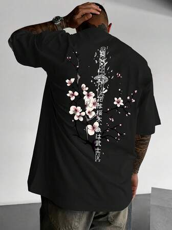 男式宽松卡其色圆领 T 恤，带有日本刀鞘设计，春夏