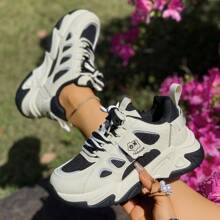 1 Pair Women's Breathable Anti-Slip Lace-Up Chunky Sneakers With Mesh Panels, Sporty & Casual