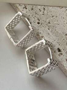 2pcs Hollow Weave Square Hoop Earrings, Fashionable Minimalist Silver-Tone Copper Hoops, Suitable For Ladies Daily Wear, Dating, Party, Holiday Gift, Jewelry Present