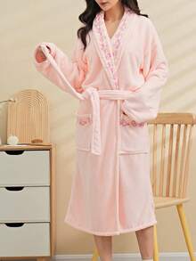 1pc Extra Soft Microfiber Bath Robe For Women (L-Standard Size), Lace Trim Bathrobe, Multiple Colors Available, Couples Style, Absorbent Warm And Soft, Suitable For Student Dormitory - Multicolor - View 5
