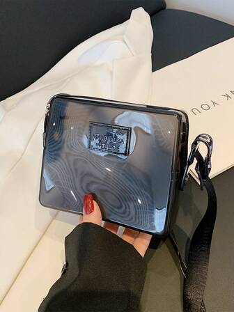 迷你新款小众PVC透明果冻斜挎手机包，时尚夏季女士配饰