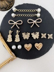 14pcs Wooden Clog Charms (Pink Bow, Black Crown, Black Flower, Golden Diamond Chain) - Detachable DIY Decorations For Customizing Mary Janes, Garden Shoes, Clogs, Sandals, And Beach Bags - Perfect Gift For Holidays, Parties And Special Occasions