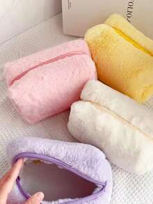 [拉链收纳袋]毛绒化妆包，小众设计，可爱奢华感，方便收纳袋，大容量洗漱包，分类多层包，舒适毛绒化妆品收纳包-便携式化妆品收纳包，文具收纳包，拉链袋。，铅笔盒，铅笔袋，书包