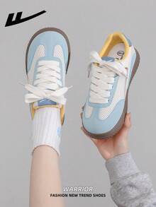 1 Pair WARRIOR Women's Skateboard Shoes, Lace-Up Design Soft Sole Casual Low-Top Outdoor Flat Shoes, Versatile Skateboarding Sneakers For Autumn, Fashion Comfortable Canvas Athletic Shoes For Women, Street Style Lightweight Soft Bottom Sports Shoes