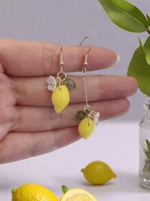 2 pares de aretes colgantes de resina originales y lindos con limón y flor para uso diario, regalo para San Valentín, mamá, madre, Día de la Madre