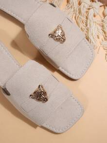 Beige Square Toe Flat Slide Sandals For Women, Metal Leopard Head Decor Strap Slip-On, Elegant Beach Shoes, Fashion Summer New Versatile Ladies Flat Slippers