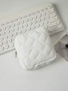 方形化妆包。它是一款可爱的旅行洗漱包，同时也是一款带拉链的口红化妆包。它可以用作美容配件包，适合放置刷子，甚至可以用作卫生巾包。 - 彩色 - 查看 6