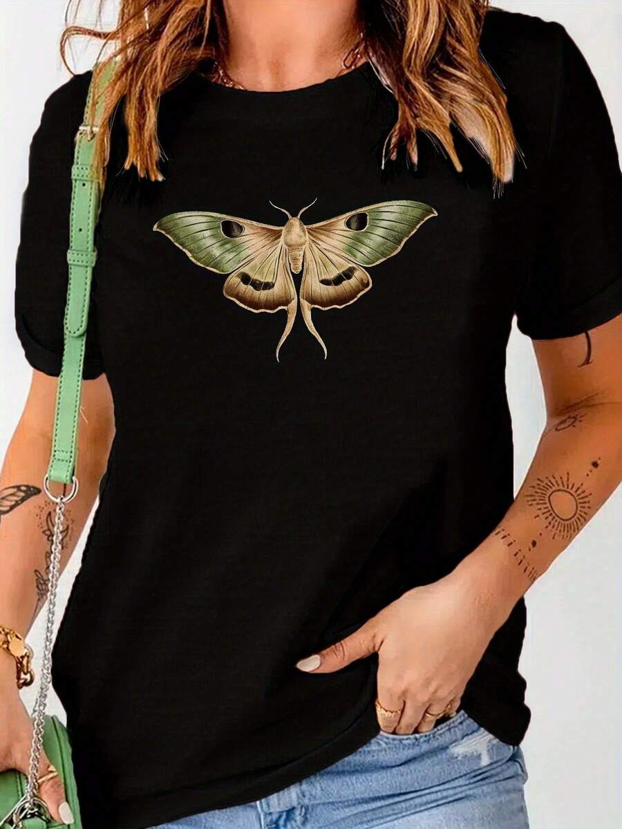Camiseta negra de algodón de 180 g con cuello redondo y manga corta con estampado de polillas para mujer, camiseta con gráfico estético bohemio, top informal de verano, tela suave y transpirable, camisa elegante inspirada en la naturaleza, ropa cómoda para el día a día, diseño de insectos de inspiración vintage, perfecta para amantes de la naturaleza y entusiastas del aire libre, camiseta artística única para personas a la moda - Negro - Ver 1