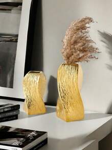 1PC Ceramic Twist Plated Silver Vase Suitable For Bedroom, Balcony, Powder Room, Bedroom, Desk And Other Home Decor Vase Ornaments Back To School Room Decor School Supplies