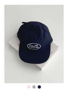 1 件软冠平檐帽，字母刺绣，复古百搭棒球帽，小脸遮阳帽，街头滑板帽，撞色嘻哈帽