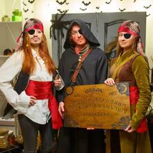 5 Stück/Set Piraten Kostüm Zubehör, beinhaltet Piraten Hut für Damen, Piraten Schal, Piraten Gürtel, Romper Befestigung, Mehrfarbig Halloween