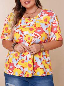 Plus Size Women's Yellow Floral Print Round Neck Casual Vacation Short Sleeve Pullover Top, Summer
