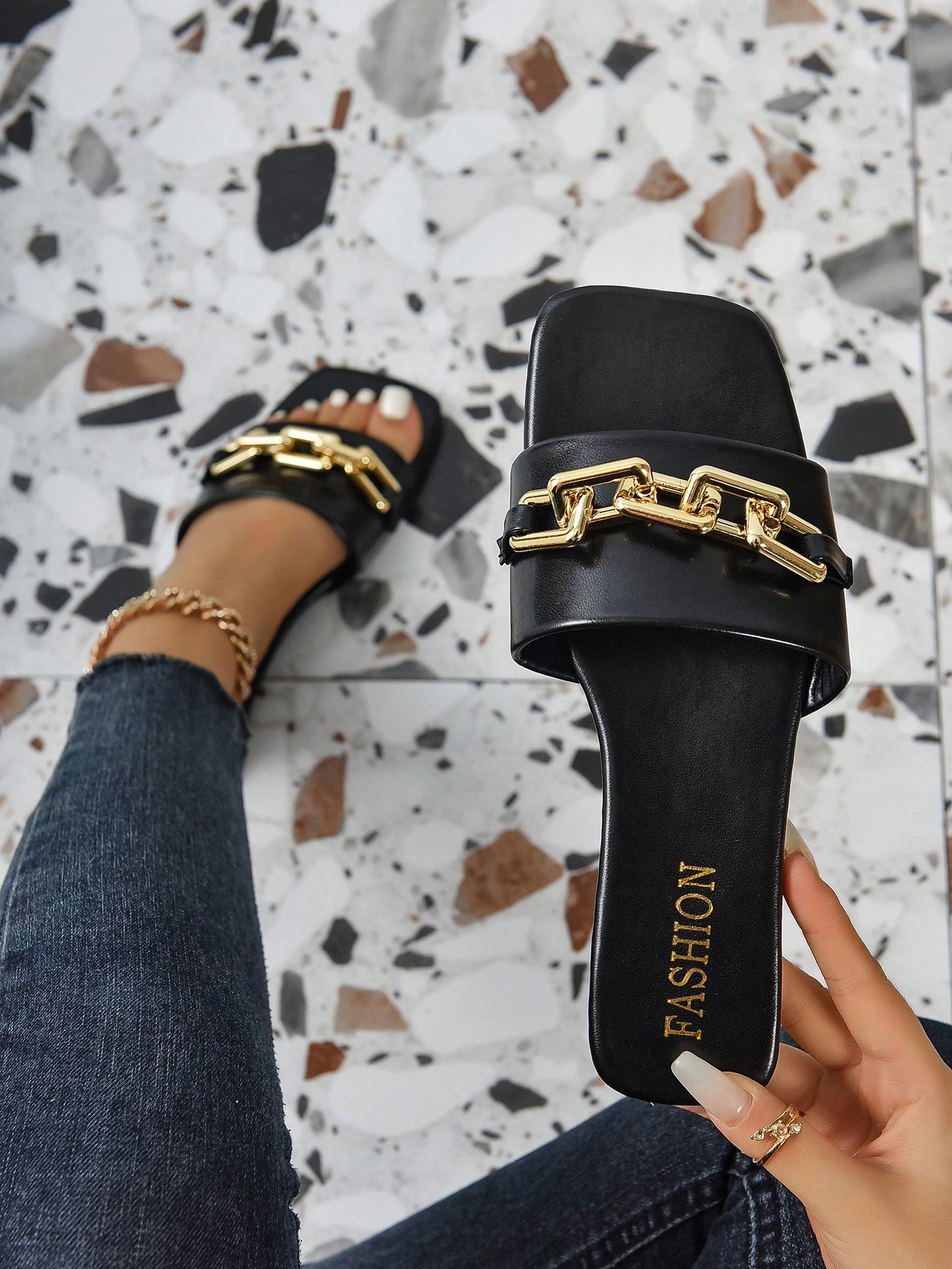 Soft sole flat slippers