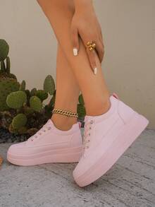 Women's Classic White Sneakers, Casual Fashion Flat Shoes, White Match Outdoor Sports Shoes, Lightweight Soft Bottom Breathable Slip-On Platform Shoes