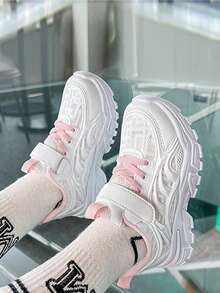 1 para dziecięcych, swobodnych, modnych, oddychających, miękkich, wygodnych butów sportowych, jednolity kolor, wygodne, modne buty sportowe, odpowiednie na zajęcia na świeżym powietrzu, do szkoły, na imprezę