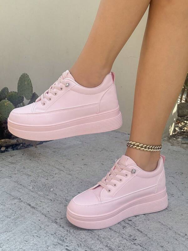 Zapatillas blancas clásicas para mujer, zapatos planos de moda informal, zapatos deportivos blancos para exteriores, zapatos de plataforma transpirables de suela blanda y de fácil deslizamiento