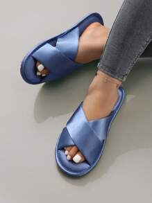 Elegante & bequeme Satin-Criss-Cross Pantoffeln zum Schlüpfen für Frauen, für Innen- und Außenbereich geeignet