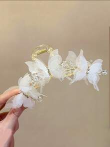 1件新款女士网纱珍珠蝴蝶结超大爪形发夹，优雅发饰，适合拍照，可作发夹、发卡、发夹、发饰、抓发夹等，秋冬季度假装扮及夏季沙滩造型必备。 - 白色 - 查看 2