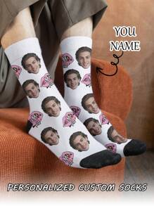 1 paire de chaussettes mi-longues pour hommes avec visage personnalisé. Chaussettes personnalisées avec photos, chaussettes moyennes et longues amusantes et personnalisées, convenant pour des occasions telles que la Saint-Valentin, les anniversaires et les cadeaux. Personnalisé, amusant et coloré