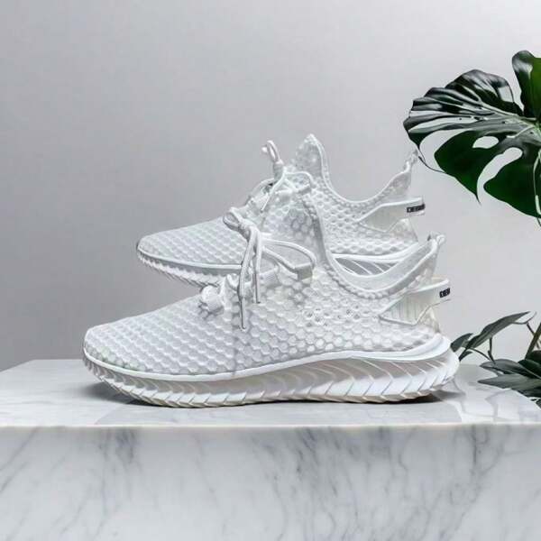 Plus Size Men's Fashion Versatile Lightweight Breathable Non-Slip Casual Sports Sneakers