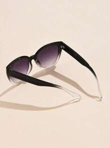 1pc Men's Plastic Cat Eye Small Frame Ombre Vintage Minimalist Stylish Casual Daily Versatile Beach Sunglasses, Cool Outdoor Travel Holiday