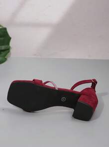 Sandálias de Salto Alto com Uma Alça e Fivela, Estilo Simples para o Verão, Adequadas para Meninas Adolescentes, Estilo Escolar, Sapatos de Dança