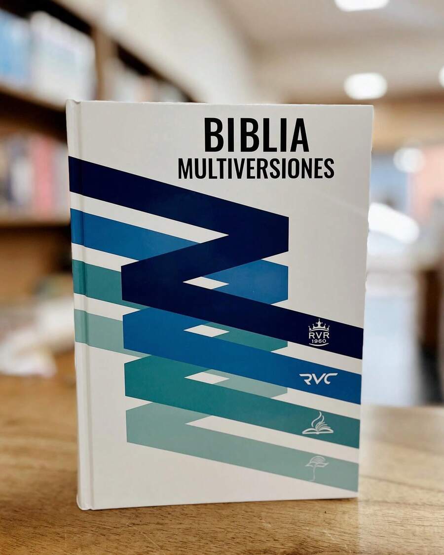Biblia Multiversiones. Cuatro versiones en Una Tapa Dura con Canto Azul - Libro único - Ver 1