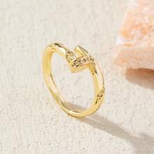 1 pieza Anillo de diseño de uñas chapado en oro de acero inoxidable, joyería personalizada creativa, anillo unisex de moda minimalista casual y versátil retro para hombres y mujeres, apto para la calle, uso diario, fiestas, vacaciones, regalo de graduación, joyería