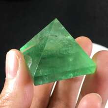 1pc Natural Crystal Pyramid Ornament, 3cm 7-Color Gemstone Pyramid