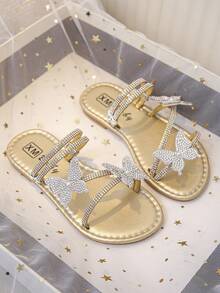 Sandalias de verano para niñas, con decoración de mariposa, zapatos de princesa con rhinestones de colores, zapatillas planas de dedo redondo para playa, apropiadas para uso diario, vacaciones en la playa, chanclas (textura de botón aleatoria) - Oro rosa - Ver 2