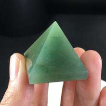 1pc Natural Crystal Pyramid Ornament, 3cm 7-Color Gemstone Pyramid