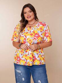 Plus Size Women's Yellow Floral Print Round Neck Casual Vacation Short Sleeve Pullover Top, Summer