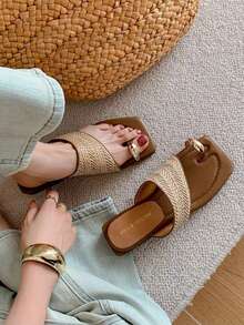 Sandal Jepit Anyaman Gaya Retro Prancis untuk Liburan, Sandal Wanita Musim Panas Desain Niche Hak Tebal Nyaman untuk Aktivitas Luar Ruangan, Sandal Jepit - Aprikot - View 2