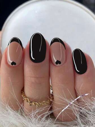 Verwandeln Sie Ihre Nägel mit 24 Stücke kurzer ovaler Herz-Nageldesign Französische Spitze Aufklebe-Nägel Set, perfekt passende Acryl-Fake-Nägel, enthalten 1 Stück Gelee-Kleber und 1 Stück Nagelfeile, geeignet für Frauen und Mädchen für den täglichen Gebrauch, Studium und Partys