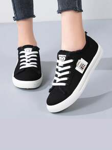 Women Sports Shoes Student Shoes Black Plus Size Slip Canvas Shoes All-Match Student Sports Shoes Flat Fashion Sneakers All-Match Lace-Up Casual Sports Shoes