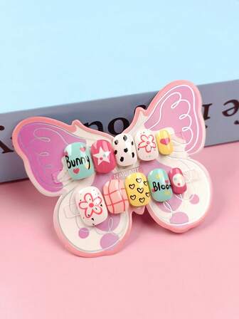 Y2K עדכן את המראה שלך 10 יחידות ציפורניים קיץ בינוניות ציפורניים מרובע טיפים סופר מבריק לחיצה על אקריליק ילדים מלאכותיים ציפורניים מלאכותיות אופנה גיאומטריה פסים מכתב פרח כוכב לב נקודה עגולה דפוס חמוד יופי סגנון פשוט ציפורניים מזויפות ציפורניים מלאכותיות מניקור אצבע מלאכותית ציפורניים מלאכותיות לנשים מתוק, חמוד, מינימליסטי, ואמנות אלגנטית לתיקון ציפורניים לנשים לבוש, מסיבות, חברים, דייטים, לבוש יומי