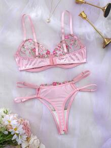 Lingerie sexy, ensemble de lingerie en dentelle rose brodée à la mode européenne et américaine. Design unique, inspire une imagination sans limite, créer une atmosphère romantique.