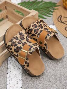 1 Pair Kids Leopard Print PU Leather Strap & Perforated Design Non-Slip Durable Flat Sandals, Suitable For Girls To Pair With Jeans & Dresses In Summer, Also As A Gift