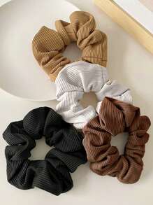 متعدد الألوان