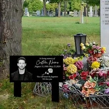 1pc Customizable Memorial Stake - Metal With Colored Photo, Name And Date, For Cemetery Memorial, Personalized Gravestone, Vintage-Style Outdoor Garden Tribute, With Frame And Message, Memorial Day Decoration, Weatherproof, Sympathy Gift - Black - View 6