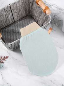 This 3 Piecesdeep Exfoliating Glove Set Is Smooth And Brightening. It Is A Gentle Yet Effective Exfoliating Handbag For Body Scrubs And Showers To Clean Dry Dead Skin. It Is A Korean Exfoliating Glove That Clearly Removes Dead Skin And Is Perfect For Self-Tanning Or Keratinization Of Hair. Made Of 100% Viscose Fiber, It Is Easy To Store And Simple To Use.