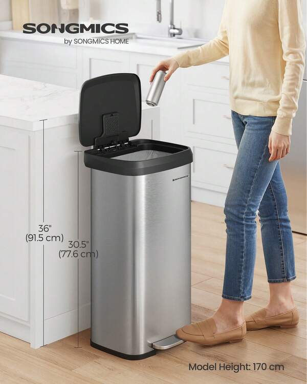 SONGMICS Kitchen Bin, 68L Rubbish Bin, Metal Waste Pedal Bin With Lid, Tall And Large, , Silver And Black