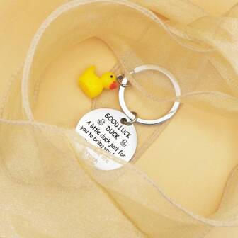 1pc Duck Keychain Good Luck Gifts For Him Her Valentine's Day Gifts For Women Men Cute Lucky Duck Charms For Teen Boys Girls Duck Lovers Love You Gift For Boyfriend Girlfriend Birthday Christmas Easter Car Accessories Goth Y2k