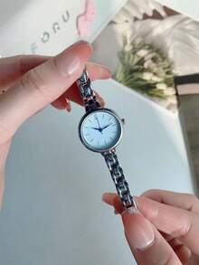 1 件优雅小圆形石英机芯银色调白色表盘女士手表，适合学生/成人/礼物/派对/女士 - 銀色 - 查看 3