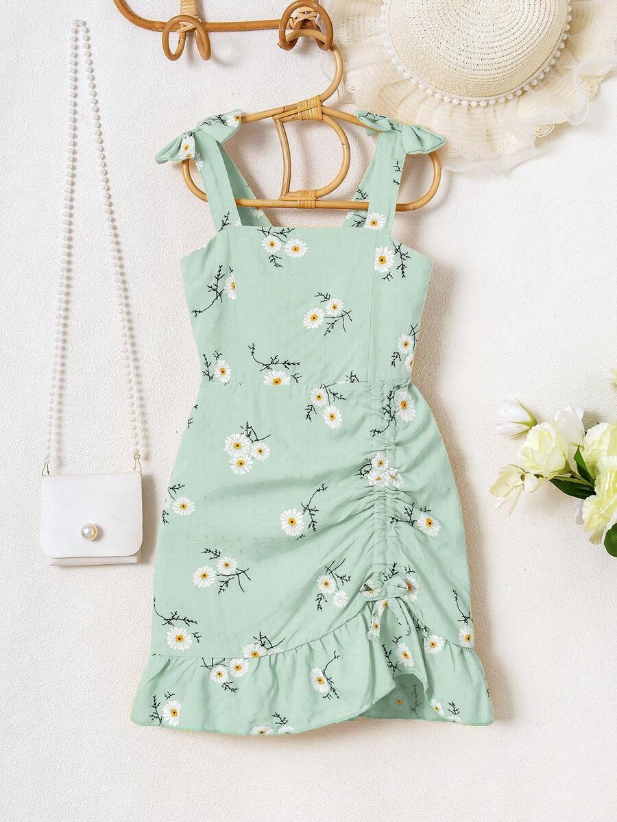 Gaun Liburan Anak Perempuan Motif Kotak-kotak dengan Tali Bahu, Aksen Motif Bunga, dan Desain Hem Bergelombang, Gaun Musim Panas yang Segar - Hijau - View 1